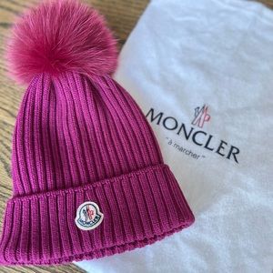 moncler baby hat